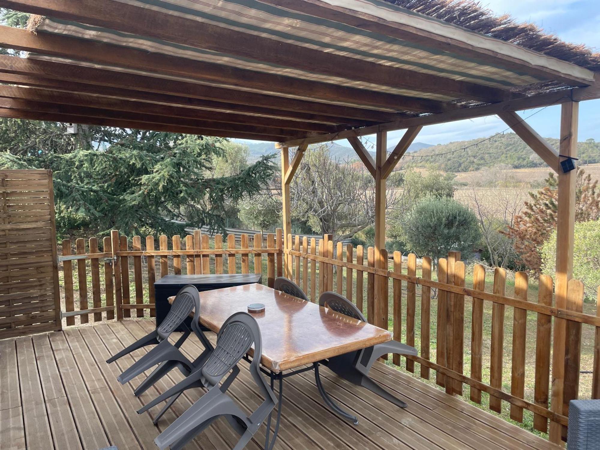 Gite De L'Auxineill Castelnou Bagian luar foto